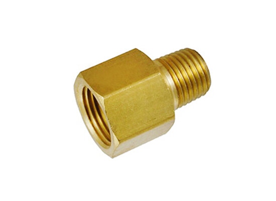 AB-034 Conector de latón de macho a hembra